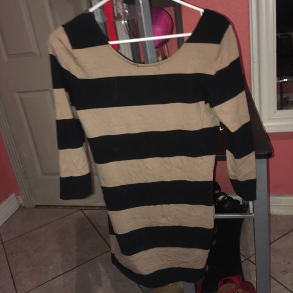 Dress - Picture 1 of 2